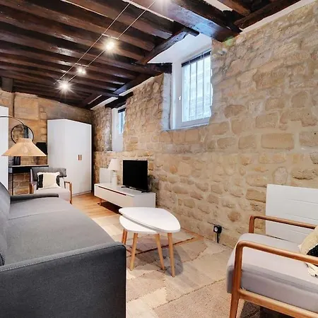 Charonne Bastille Charming Parisian 아파트 *