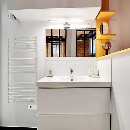 Charonne Bastille Charming Parisian Apartment